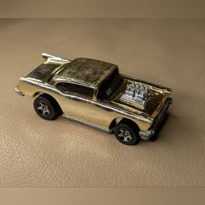 Vintage 1976 Hot Wheels, 57 Chevy gold diecast